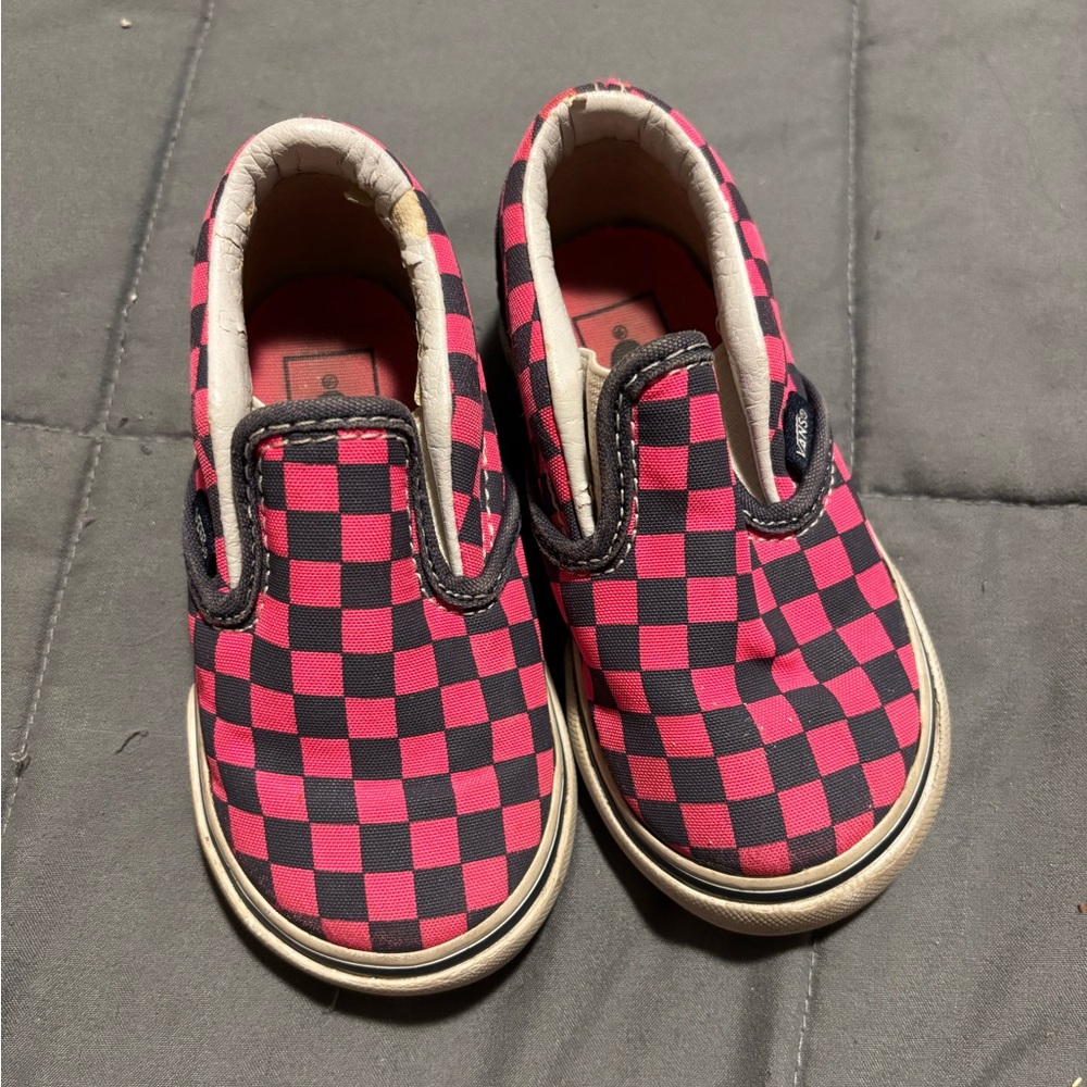 VANS Toddlers Classic Slip-On Pink and Black Checkered Shoes Size 5